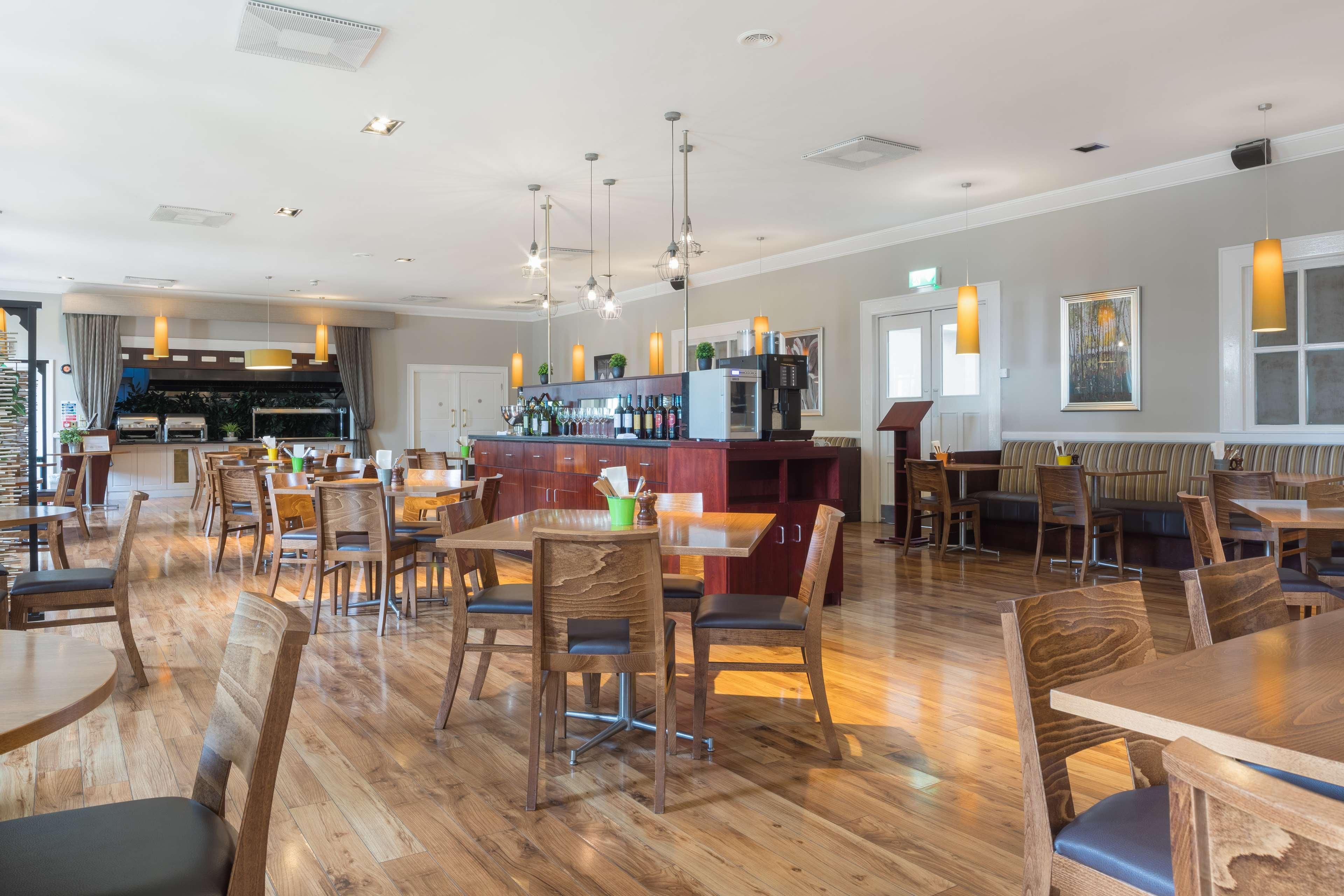 Park Inn By Radisson Shannon Airport エクステリア 写真