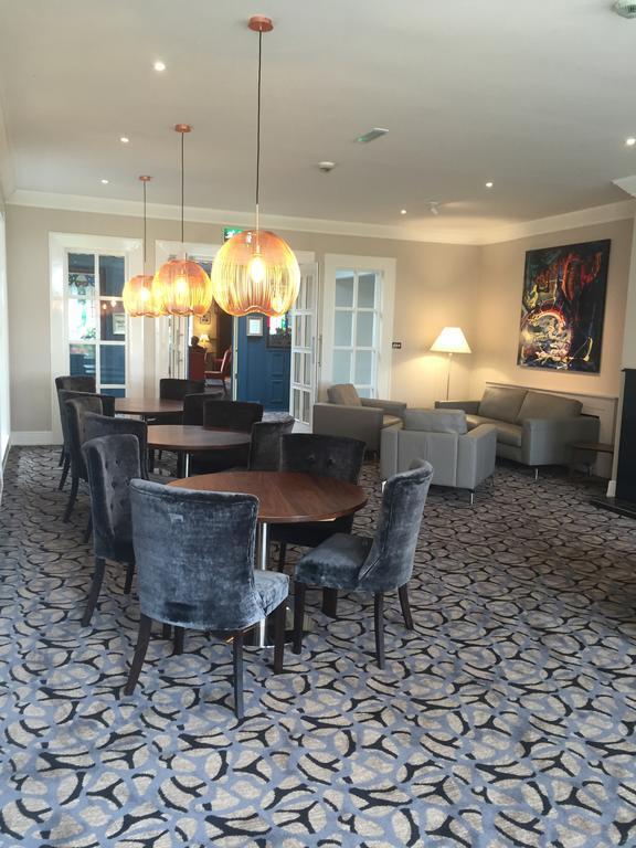 Park Inn By Radisson Shannon Airport エクステリア 写真